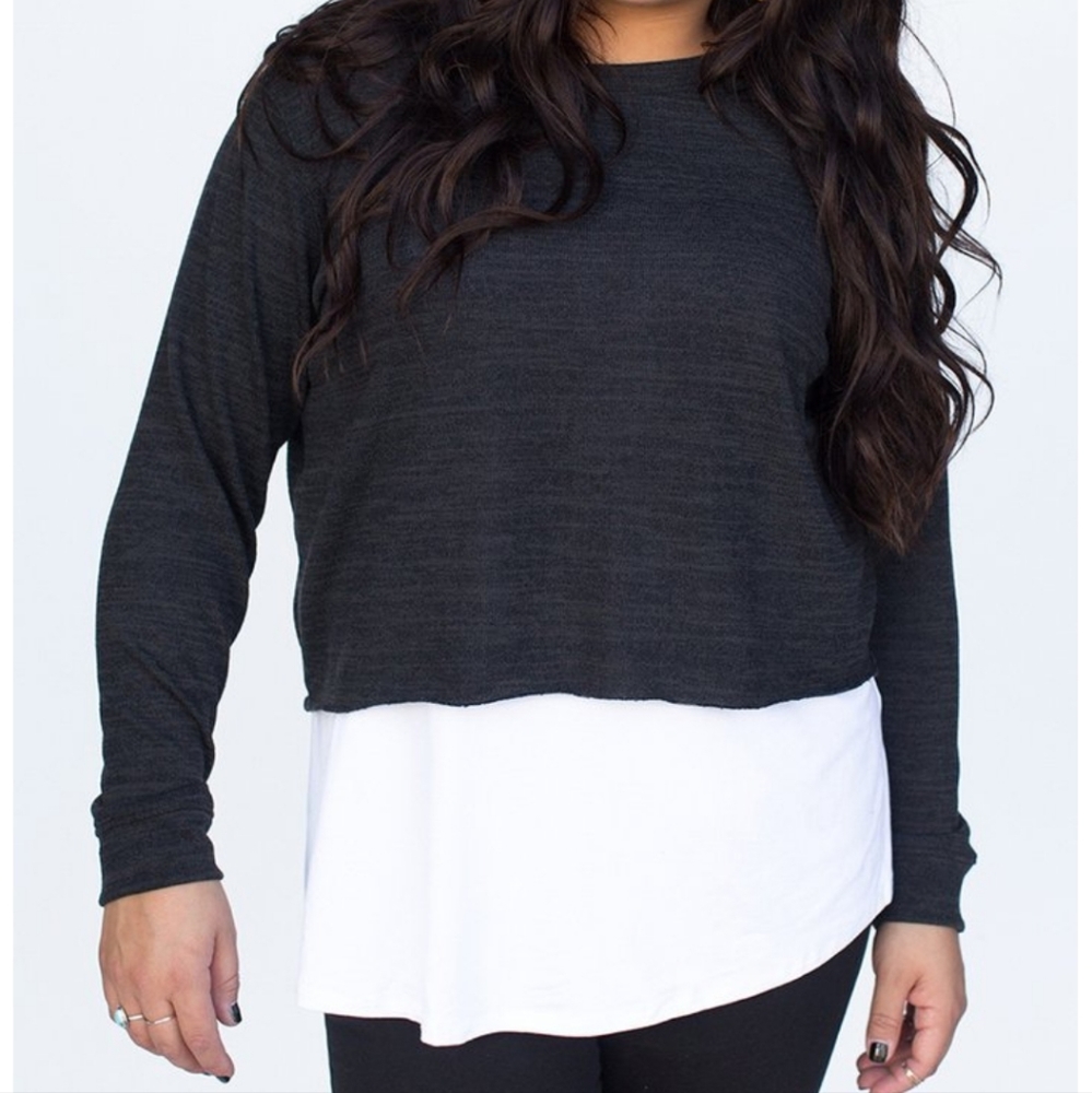 **NWT AGNES & DORA LG MELANGE CROP SWEATER**